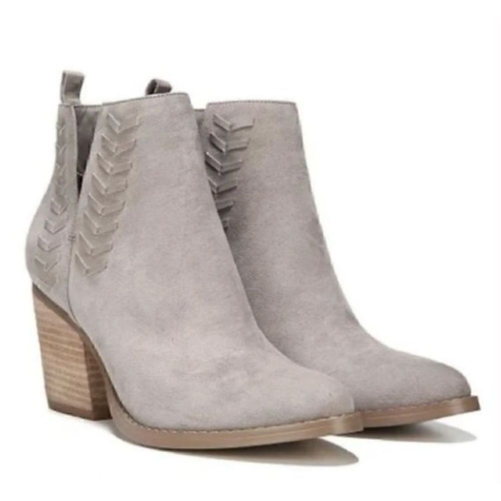Carlos Santana heeled bootie 9.5 brown